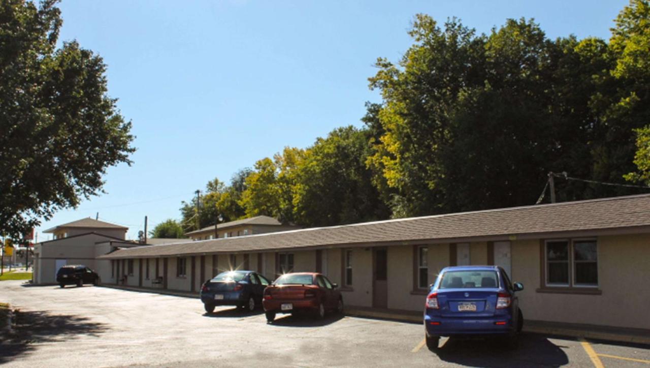 Golden Wheat Budget Host Inn Junction City Eksteriør billede